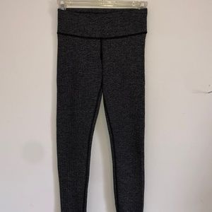 Lululemon Wunder Under - size 2